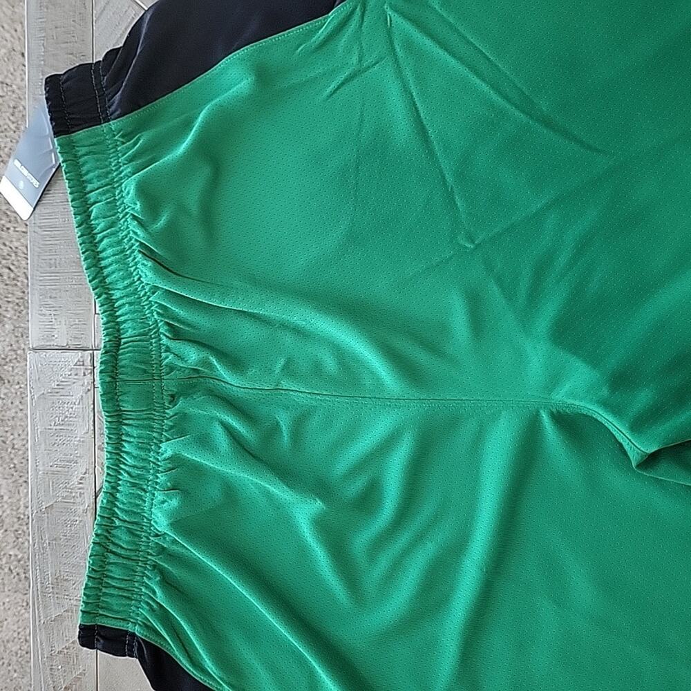 Nike NBA Practice Shorts Boston Celtics Team Issued 11" RARE NWT - Picture 7 of 7